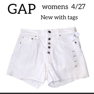 GAP 3 1/2 INCH HIGH RISE WHITE DENIM CUT HEM SHORTS SIZE 4/27